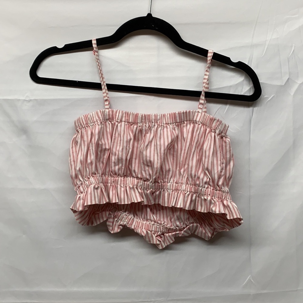 Kimchi & Blue pink stripe top tank . Size medium - Picture 4 of 4